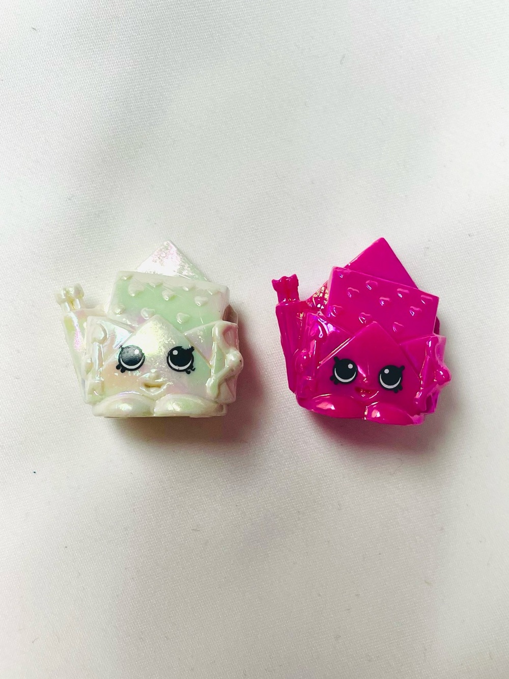 RARE “B. Mine Valentine” White & Pink Variants Shopkin- S8 Gleamtastic Holidays